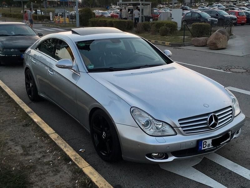 Gebraucht Mercedes CLS350 272 PS (200 kW) 2004 Silber Limousine