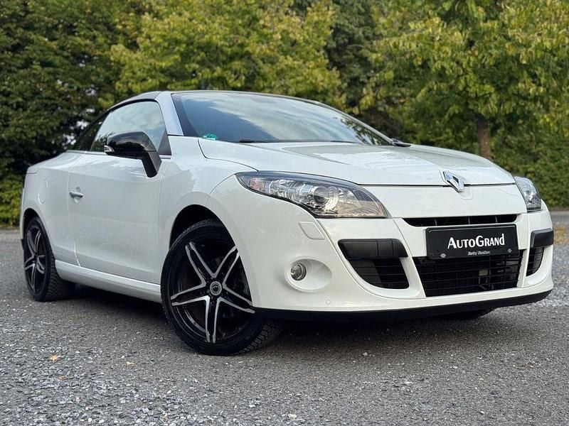 Weiß Gebraucht 2011 Renault Mégane Cabriolet Luxe Cabrio | 8.800 € (Fairer Preis) - Bild 1/4