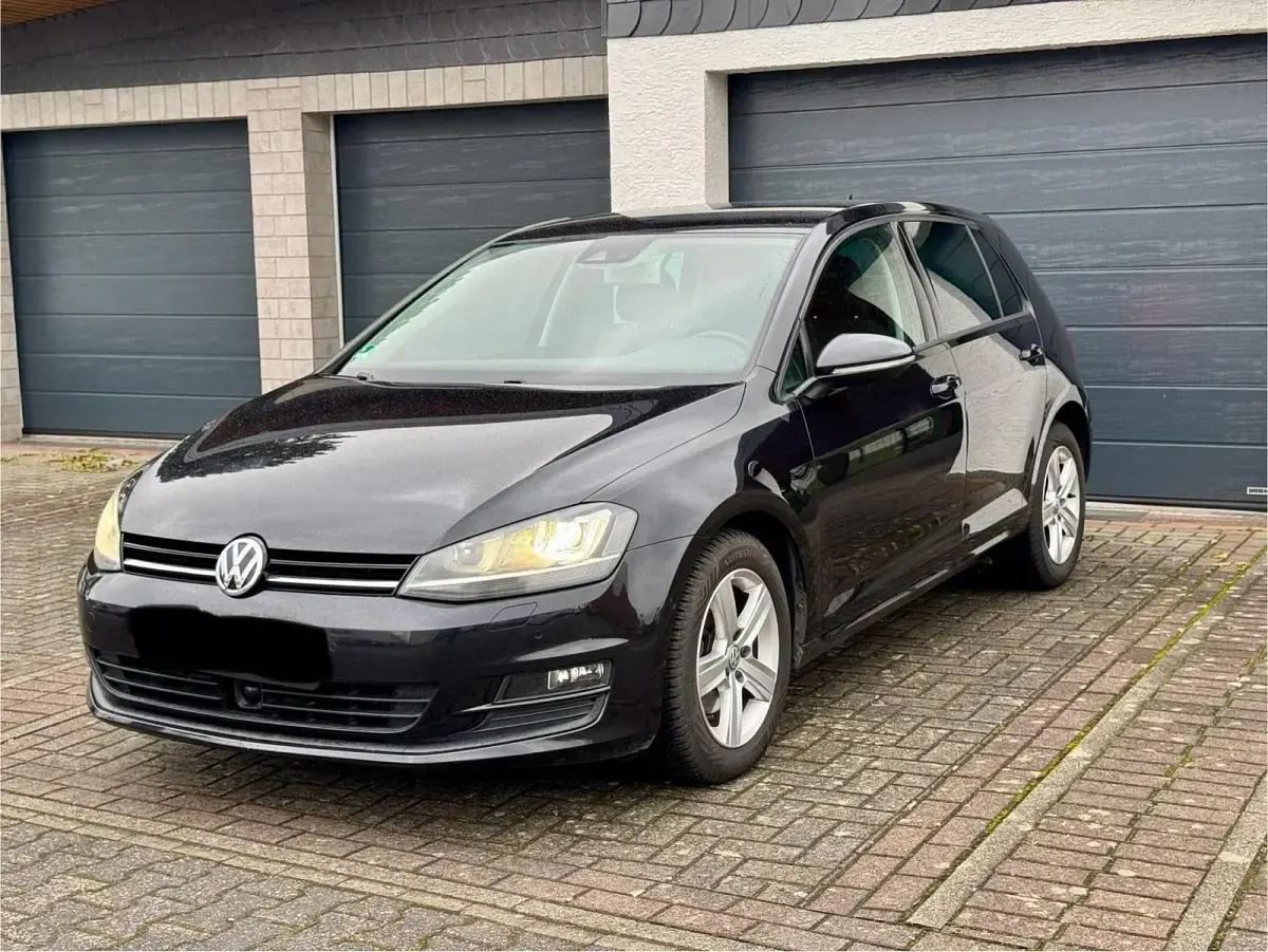 Gebraucht VW Golf VII 105 PS (77 kW) 2013 Schwarz Limousine