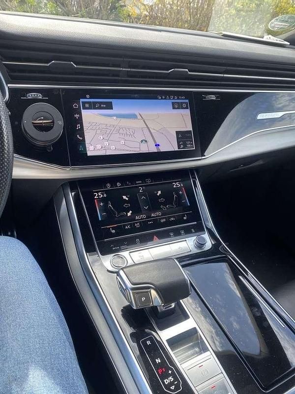 Usata Audi Q8 286 CV (210 kW) 2020 SUV