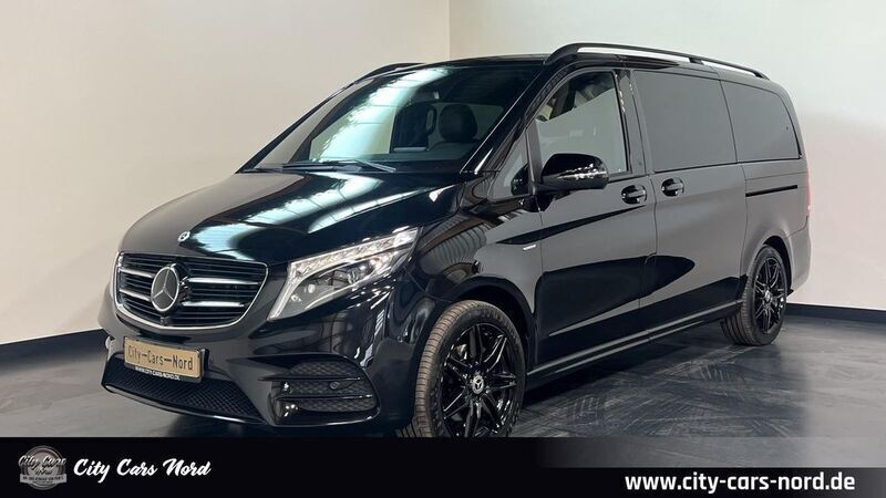 Schwarz Gebraucht 2019 Mercedes V250 AMG Van / Kleinbus | 56.999 € (Teuer) - Bild 1/4