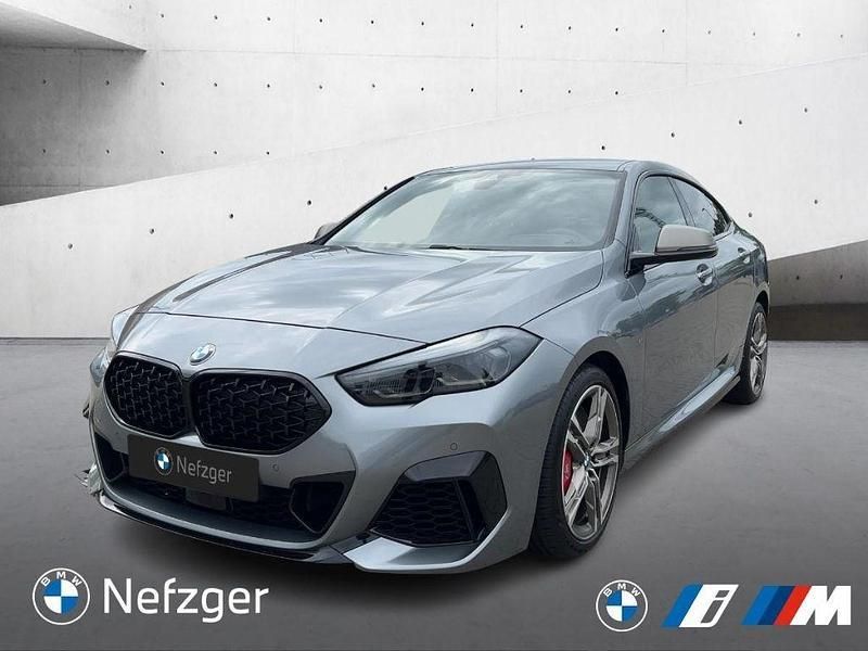 Grau Gebraucht 2024 BMW M235 Comfort Edition Coupé | 42.500 € (Etwas zu teuer) - Bild 1/4