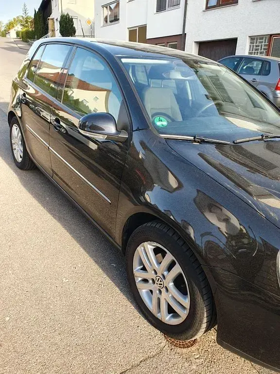 Gebraucht VW Golf VI Edition 102 PS (75 kW) 2008 Grau Kleinwagen