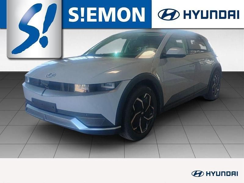 Grau Gebraucht 2024 Hyundai Ioniq 5 Techniq SUV | 34.330 € (Superpreis) - Bild 1/4