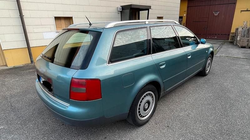 Gebraucht Audi A6 150 PS (110 kW) 1998 Andere farben Kombi