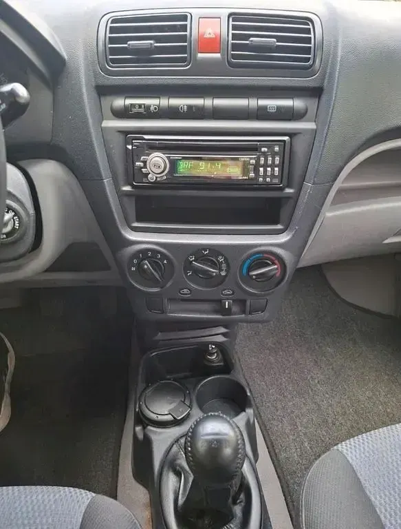Gebraucht Kia Picanto 65 PS (47 kW) 2007 Silber Kleinwagen