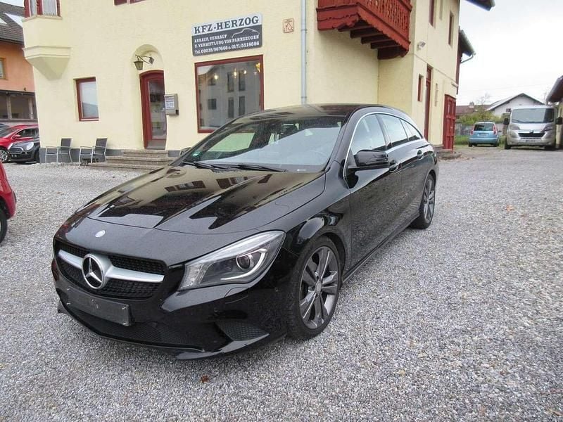 Other Gebraucht 2016 Mercedes CLA220 Shooting Brake Kombi | 11.650 € (Guter Preis) - Bild 1/4