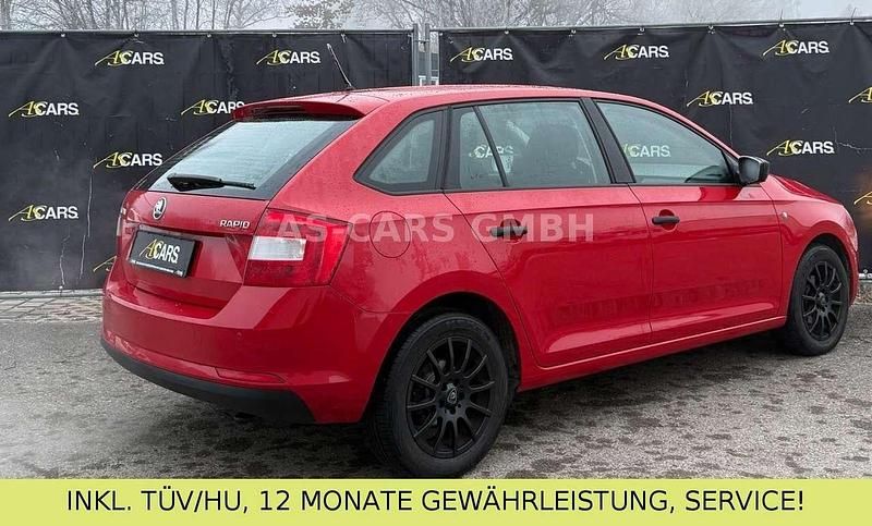 Gebraucht Skoda Rapid 86 PS (63 kW) 2015 Rot Limousine