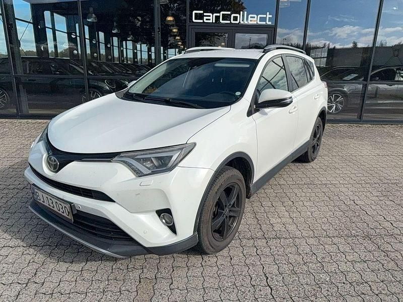 Weiß Gebraucht 2017 Toyota RAV4 Executive SUV | 10.250 € - Bild 1/4