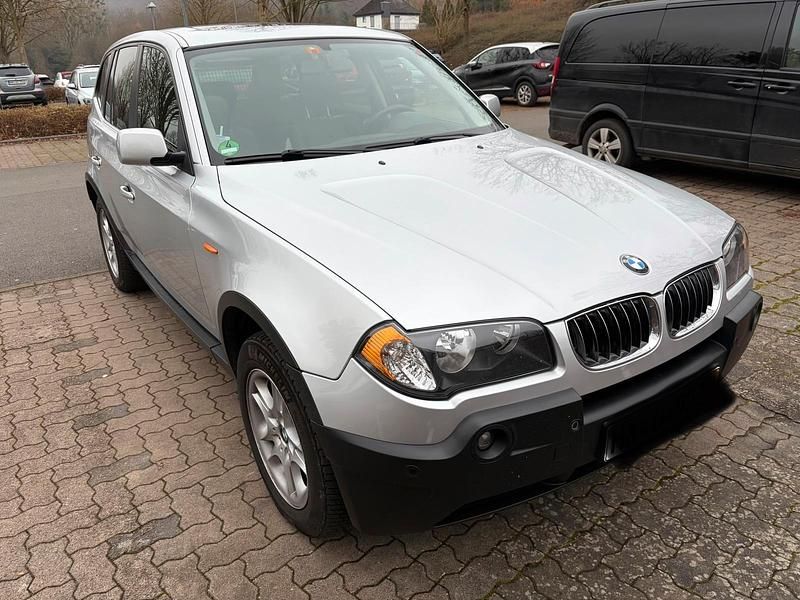 Silber Gebraucht 2005 BMW X3 SUV | 3.300 € (Etwas zu teuer) - Bild 1/4
