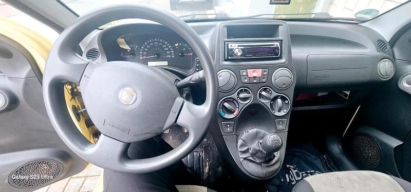 Gelb Gebraucht 2009 Fiat Panda Kleinwagen | 1.300 € (Guter Preis) - Bild 1/4