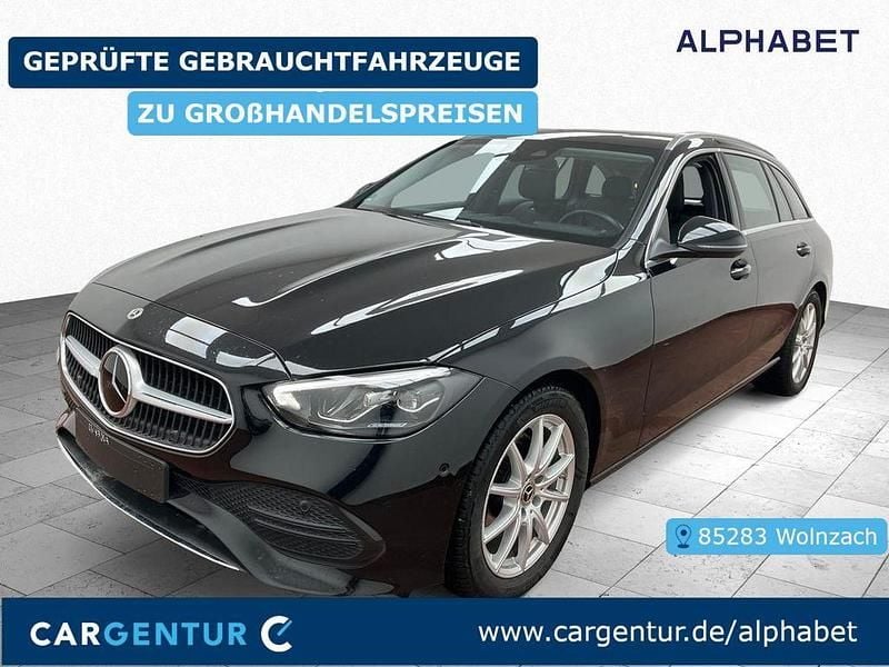 Gebraucht Mercedes C200 Avantgarde 163 PS (119 kW) 2024 Schwarz Kombi