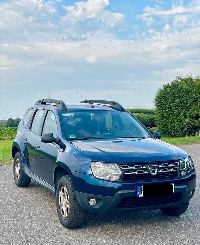Blau Gebraucht 2017 Dacia Duster SUV | 8.900 € (Guter Preis) - Bild 1/4