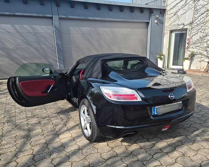 Gebraucht Opel GT 264 PS (194 kW) 2009 Schwarz Cabrio