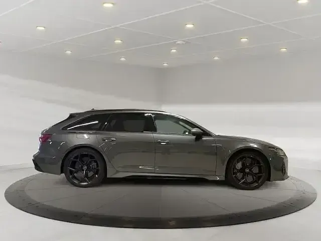 Gebraucht Audi RS6 Performance 630 PS (463 kW) 2025 Daytonagrau perleffekt Kombi