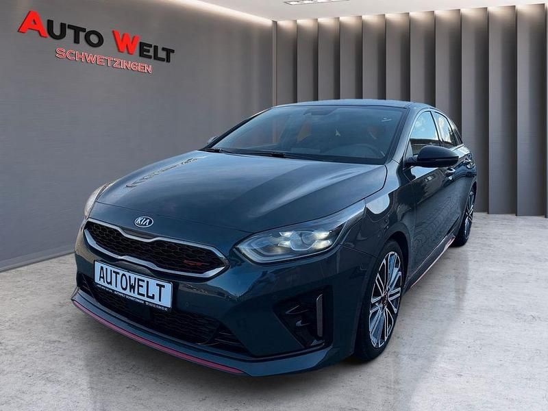 Grau Gebraucht 2019 Kia ProCeed GT Kleinwagen | 21.990 € (Fairer Preis) - Bild 1/4