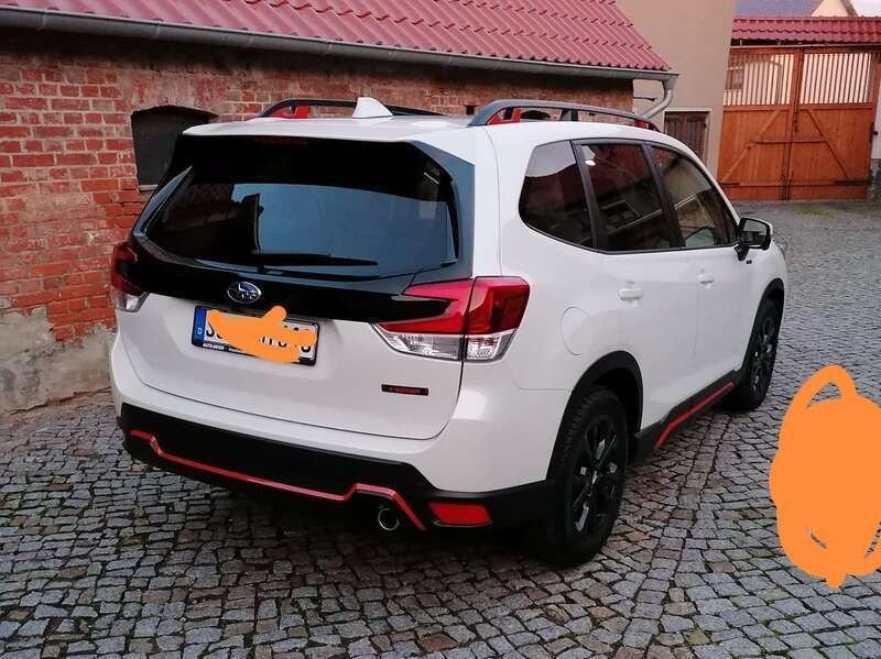 Weiß Gebraucht 2020 Subaru Forester Sport SUV | 25.990 € (Fairer Preis) - Bild 1/2