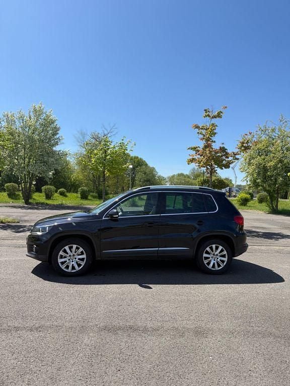 Gebraucht VW Tiguan Life 177 PS (130 kW) 2014 Schwarz SUV