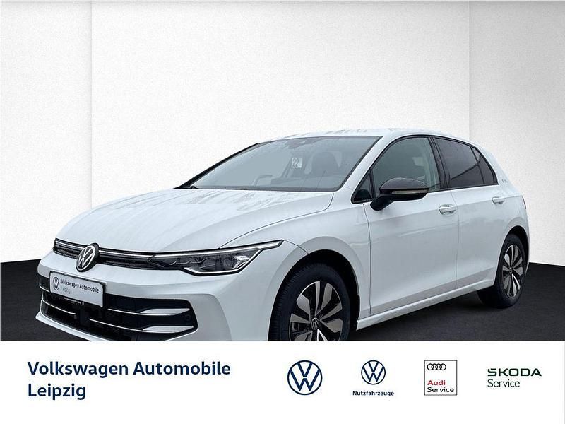 Weiß Gebraucht 2025 VW Golf VIII Goal Limousine | 26.770 € (Superpreis) - Bild 1/3