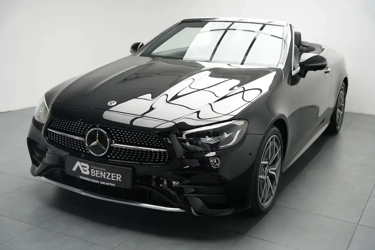 Gebraucht Mercedes E450 AMG 367 PS (269 kW) 2022 Schwarz Cabrio