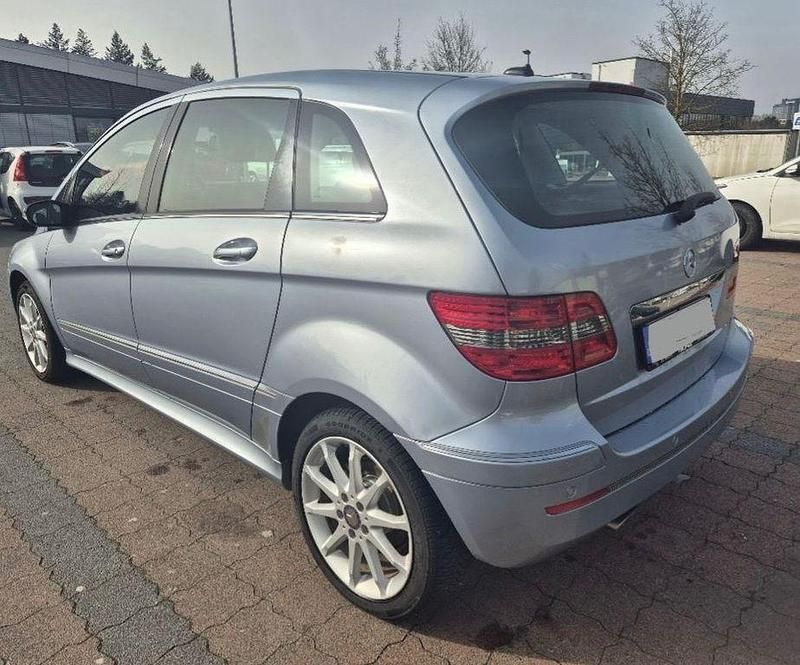 Gebraucht Mercedes B200 136 PS (100 kW) 2007 Blau Van / Kleinbus