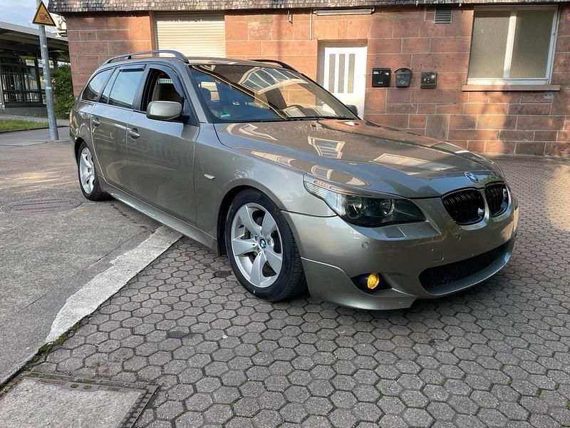 Gold Gebraucht 2005 BMW 530 M Sport Kombi | 4.499 € (Superpreis) - Bild 1/4