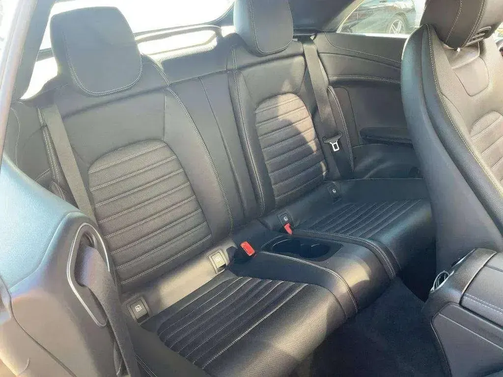 Gebraucht Mercedes C300 AMG line 258 PS (189 kW) 2021 Obsidianschwarz  metalliclack Cabrio