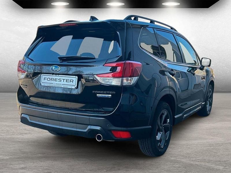 Gebraucht Subaru Forester Platinum 150 PS (110 kW) 2024 Crystal black silica SUV