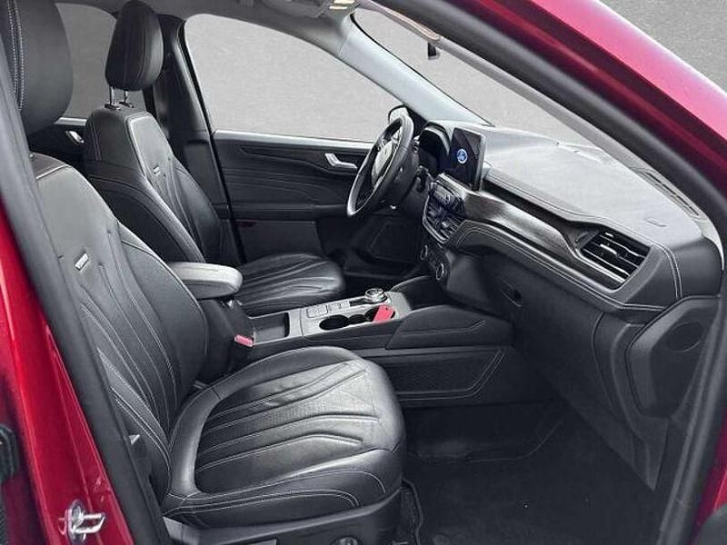 Gebraucht Ford Kuga Titanium 224 PS (164 kW) 2022 Blau SUV