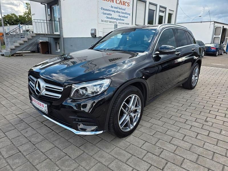 Schwarz Gebraucht 2017 Mercedes GLC220 AMG SUV | 30.790 € (Teuer) - Bild 1/4
