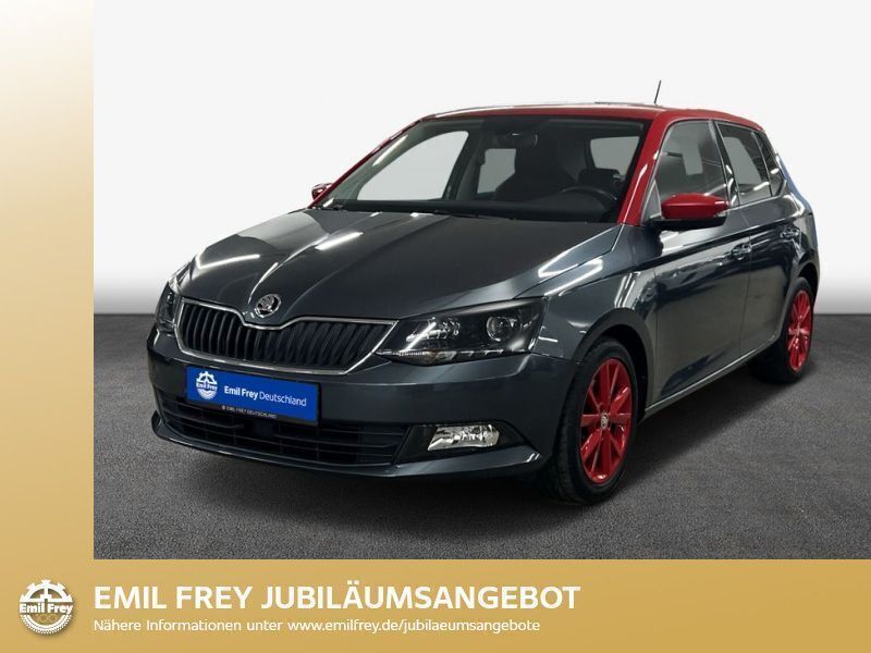 Grau met. grau met. Gebraucht 2015 Skoda Fabia Style Kleinwagen | 11.890 € - Bild 1/4