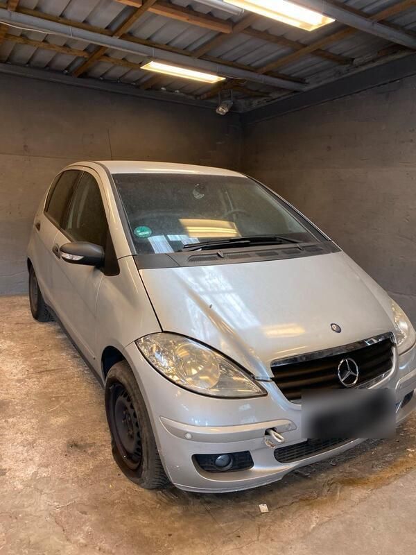 Silber Gebraucht 2005 Mercedes A180 Kombi | 650 € (Fairer Preis) - Bild 1/4