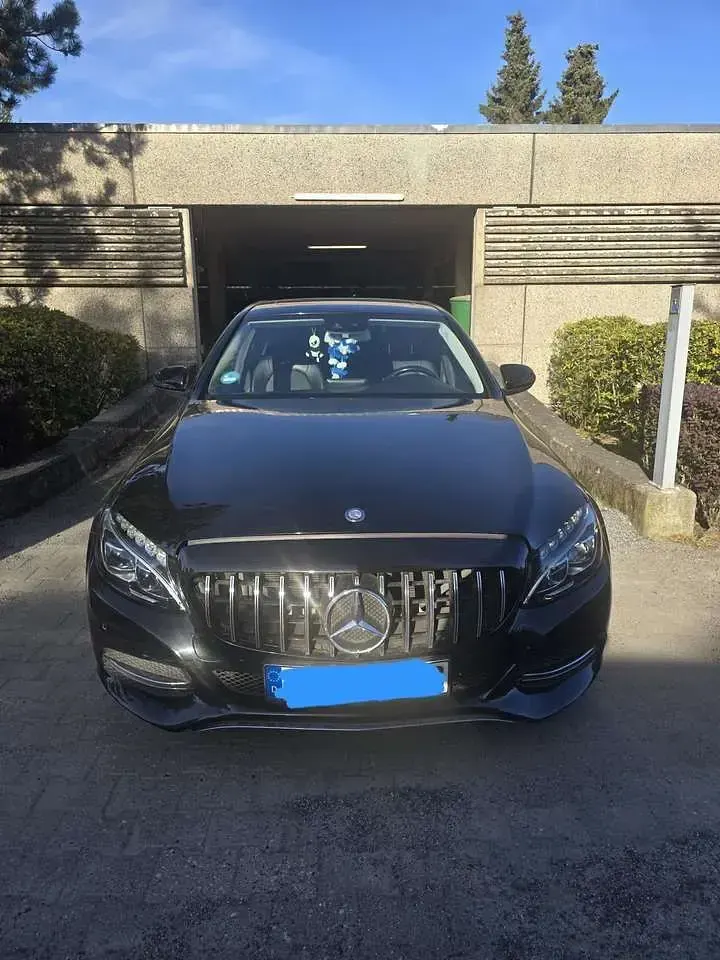 Gebraucht Mercedes C200 184 PS (135 kW) 2014 Schwarz Limousine