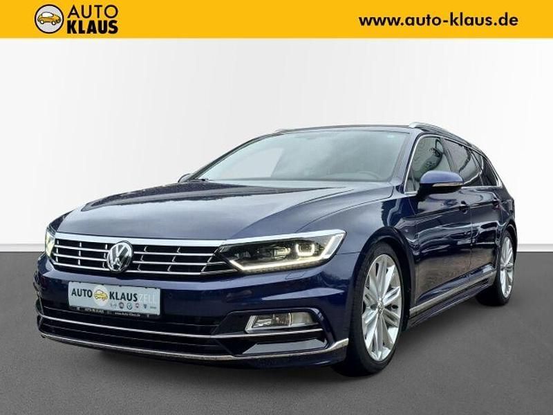 Blau Gebraucht 2019 VW Passat Highline Kombi | 22.370 € (Teuer) - Bild 1/4