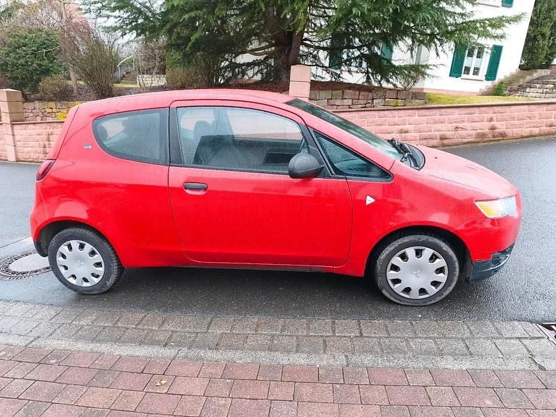 Gebraucht Mitsubishi Colt 90 PS (66 kW) 2009 Rot Kleinwagen