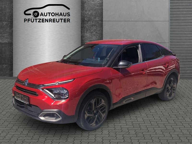 Rot Gebraucht 2021 Citroën C4 Shine Limousine | 17.700 € (Superpreis) - Bild 1/4