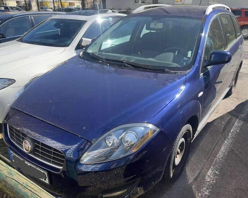 Dunkelblau Gebraucht 2009 Fiat Croma Dynamic Kombi | 1.100 € (Superpreis) - Bild 1/3