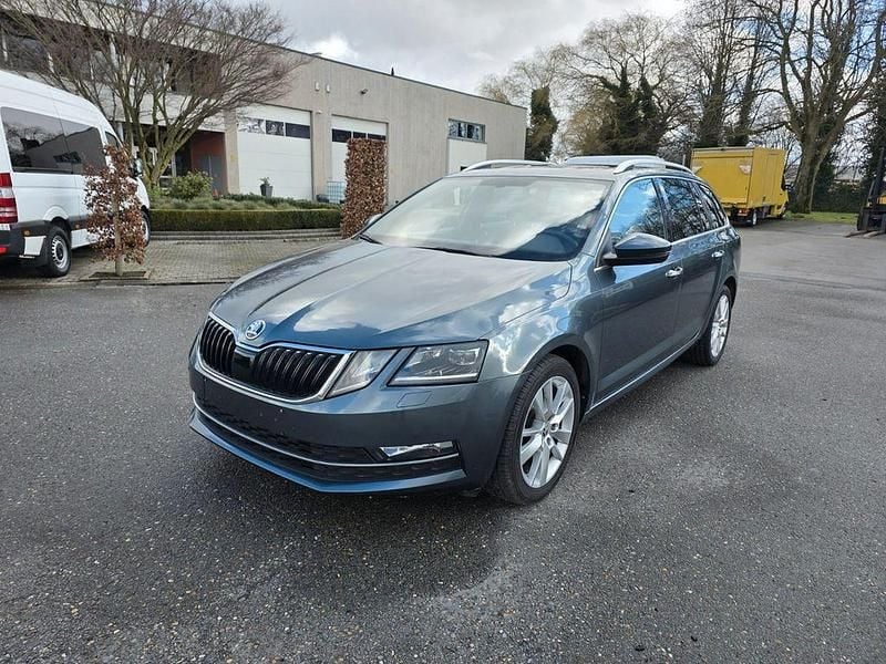 Gebraucht Skoda Octavia 116 PS (85 kW) 2019 Grau Limousine