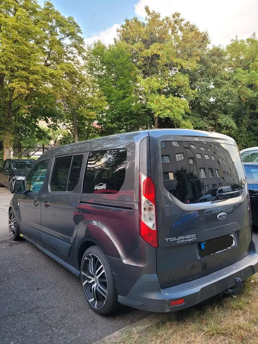 Gebraucht Ford Grand Tourneo Connect 120 PS (88 kW) 2015 Grau Van / Kleinbus