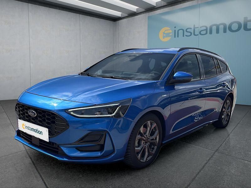 Blau Gebraucht 2023 Ford Focus ST-Line Kombi | 27.199 € (Etwas zu teuer) - Bild 1/4