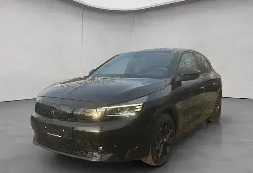 Usata Opel Corsa 101 CV (74 kW) 2024 Berlina