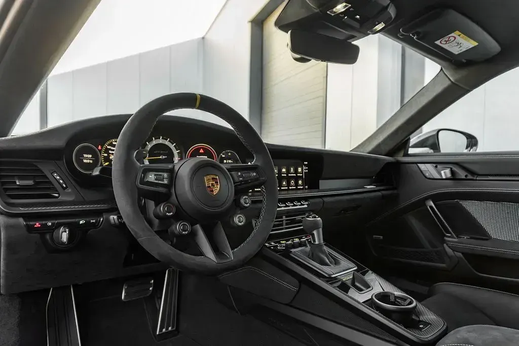 Gebraucht Porsche 911 GT3 RS 525 PS (386 kW) 2024 Silber Coupé