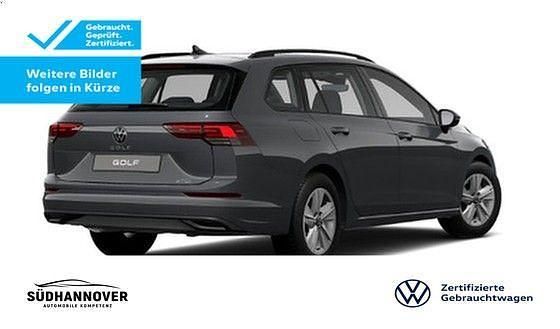 Gebraucht VW Golf VIII Life 131 PS (96 kW) 2024 Grau Kombi