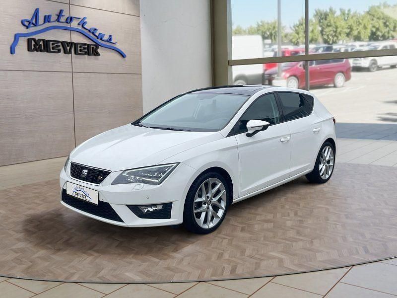 Weiß Gebraucht 2016 Seat Leon FR Limousine | 11.410 € (Fairer Preis) - Bild 1/4