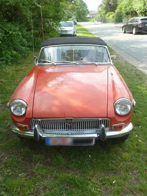Käytetty MG B 95 HP (69 kW) 1971 Punainen Avoauto