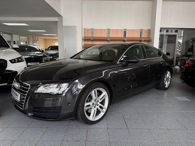Grau Gebraucht 2011 Audi A7 Sportback S-Line Kleinwagen | 10.950 € (Fairer Preis) - Bild 1/4