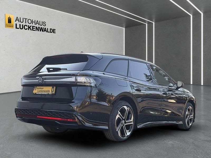 Neu VW ID.7 GTX 250 kW (340 PS) 2026 Grenadillschwarz metallic Kombi