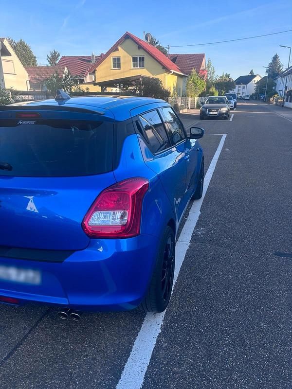 Gebraucht Suzuki Swift 90 PS (66 kW) 2019 Blau Kleinwagen