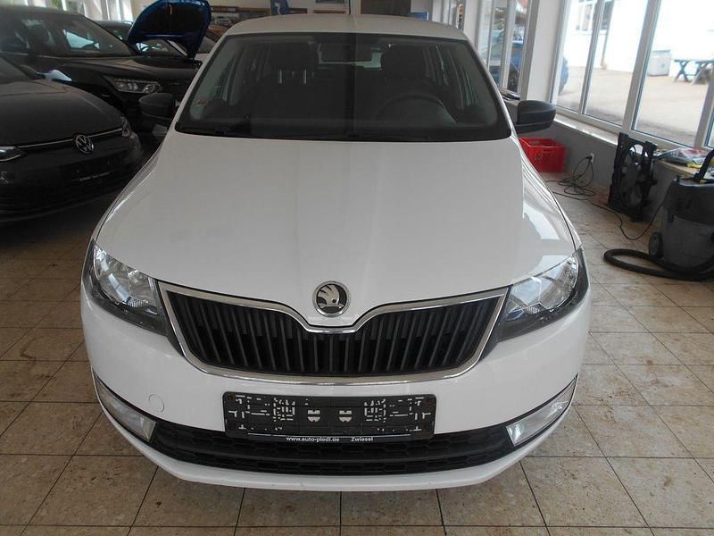 Weiß Gebraucht 2014 Skoda Rapid Limousine | 3.700 € (Superpreis) - Bild 1/4