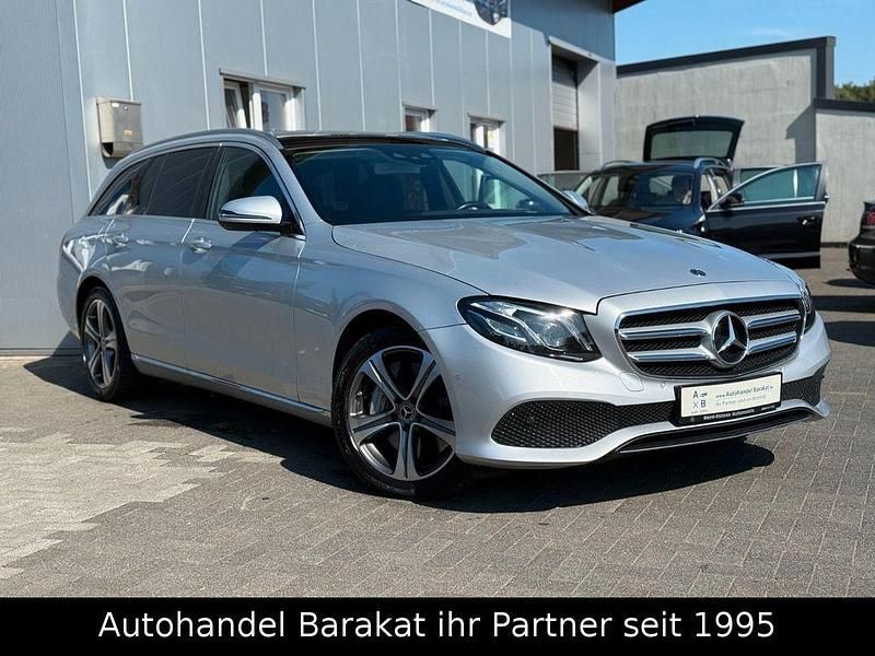 Silber Gebraucht 2018 Mercedes E400 Limousine | 29.498 € (Guter Preis) - Bild 1/4